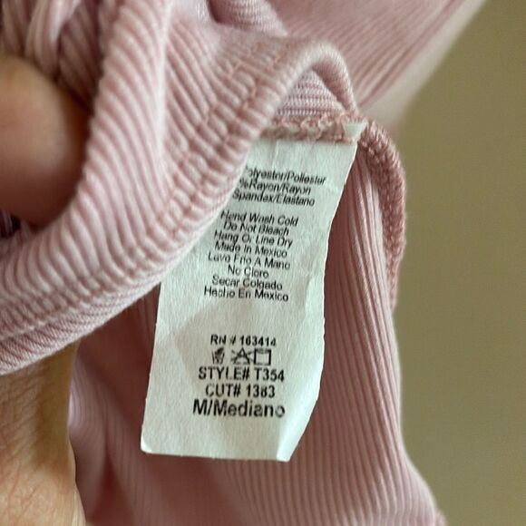 21 saints pink ruffle sleeve bodysuit size medium - Picture 5 of 5